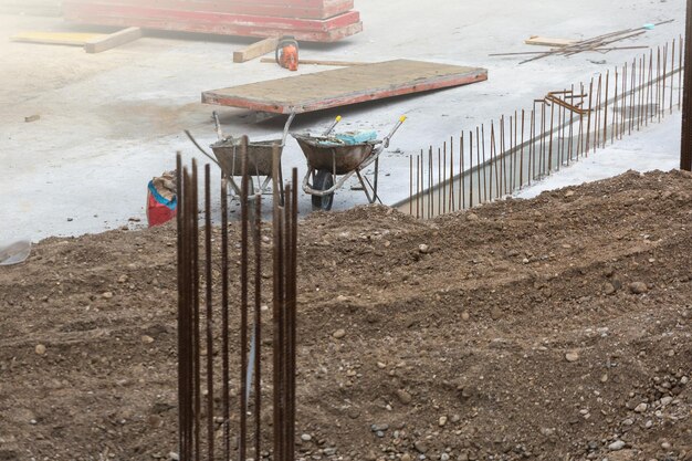 Lawa fundamentowa czyli stabilny fundament twojego domu na lata