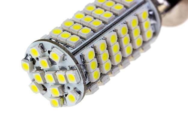 Power led czy smd – które oświetlenie sprawdzi się lepiej?