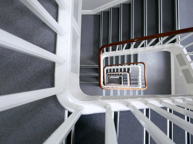 Jak urządzić klatkę schodową, by zyskała wyjątkowy charakter?